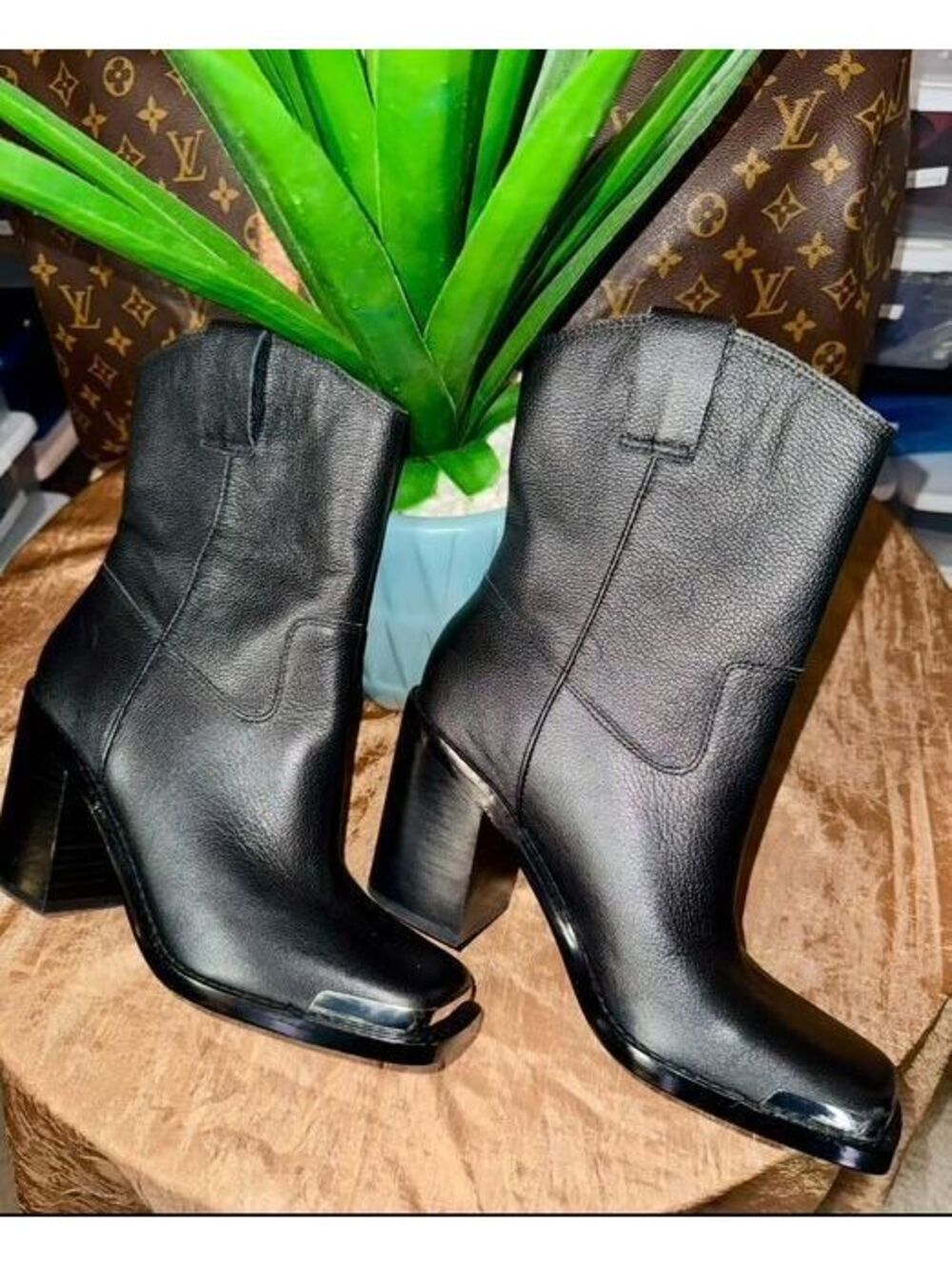 Dolce Vita Falon Western Leather Boots Metal Toe (Black) Sz-7